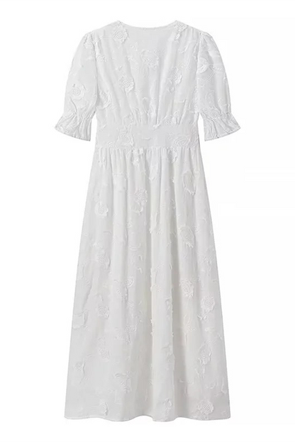 Polished Dress with an Effortless Classic Look