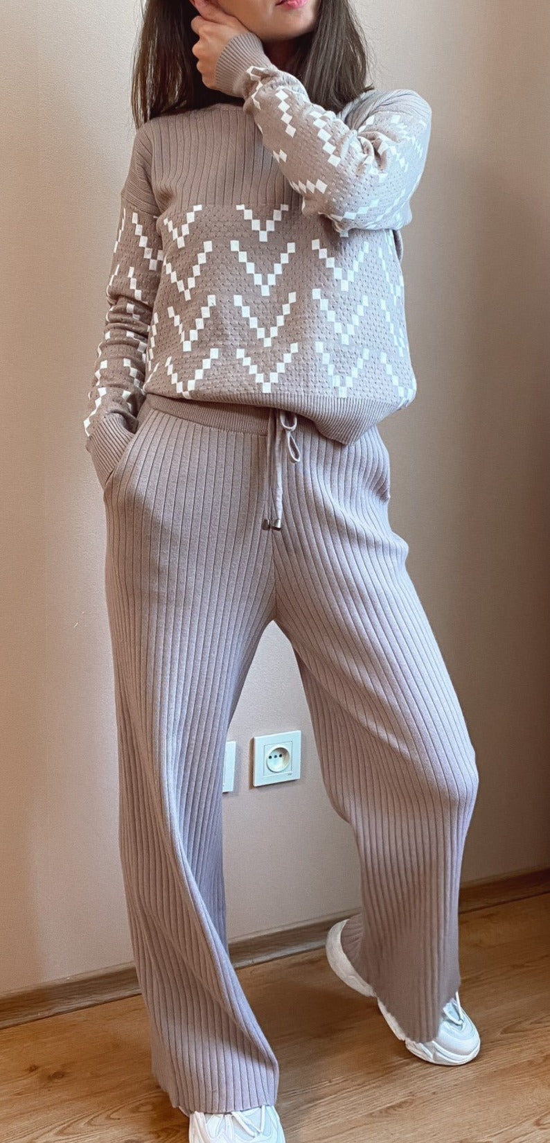 Polished Sweater with an Effortless Classic Look