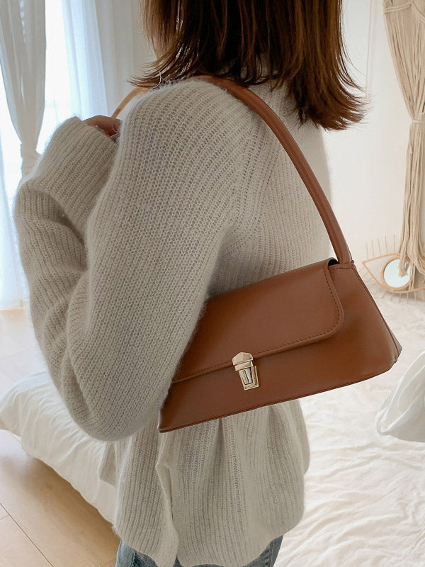 Classic Vintage Bag with a Flattering Fit