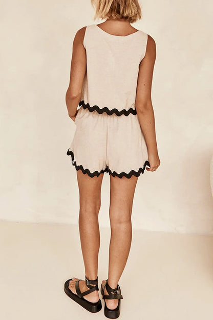 Classic Vintage & Enduringly Stylish Top