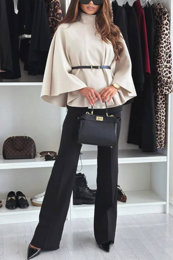 Effortlessly Elegant Garment with a Timeless Design
