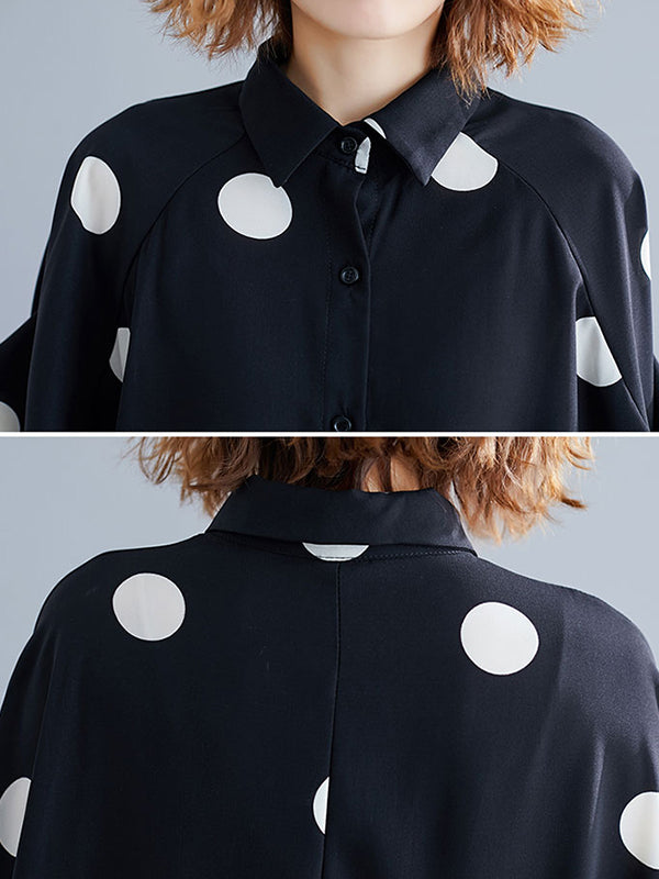 Classic Vintage Blouse with a Flattering Fit