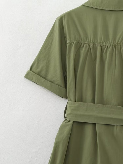 Sophisticated Dress with a Clean Classic Look