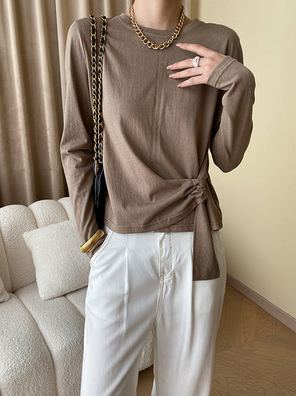 Effortlessly Elegant T-Shirt with a Timeless Design