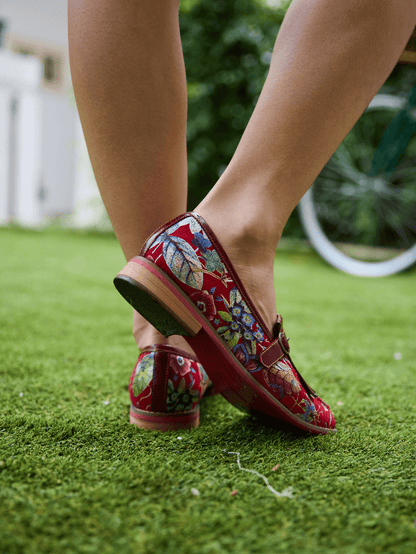 Elegantly Styled Garment for Everyday Wear