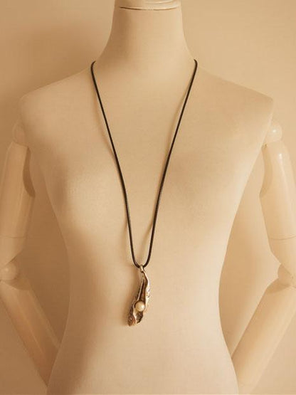 A Vintage Style Garment with Delicate Timeless Details