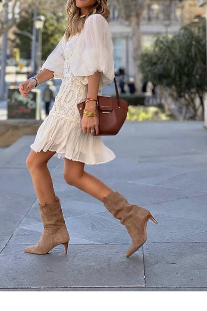 Classic Vintage Dress with a Flattering Fit