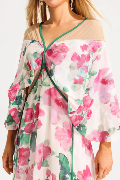 Gracefully Styled Dress for Any Occasion
