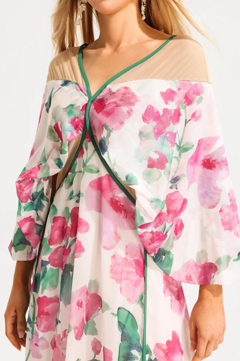 Gracefully Styled Dress for Any Occasion