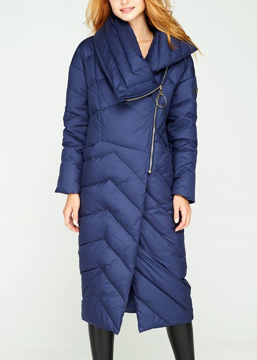 Well Tailored Coat with a Graceful Silhouette