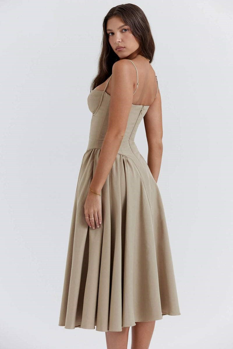 Gracefully Styled Dress for Any Occasion