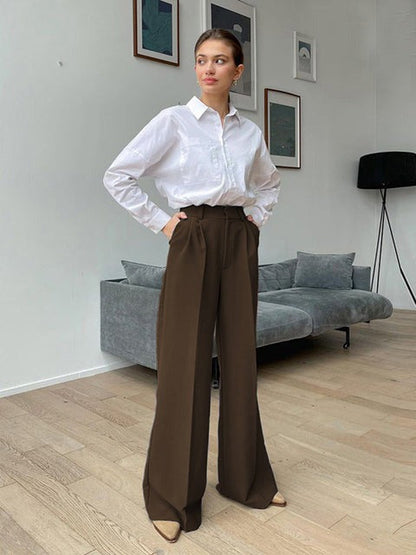Classic Vintage Pants with a Flattering Fit