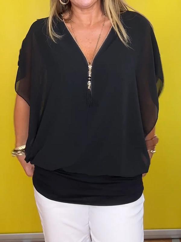 Effortlessly Elegant Top with a Timeless Design