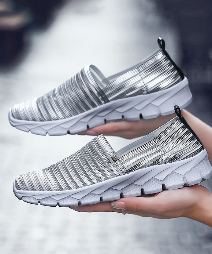 Effortlessly Elegant Shoes with a Timeless Design