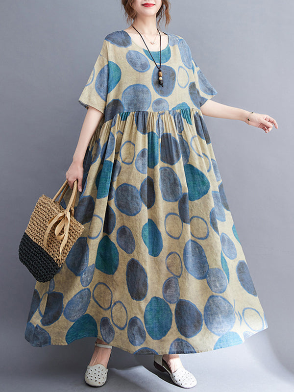 Classic Vintage Dress with a Flattering Fit