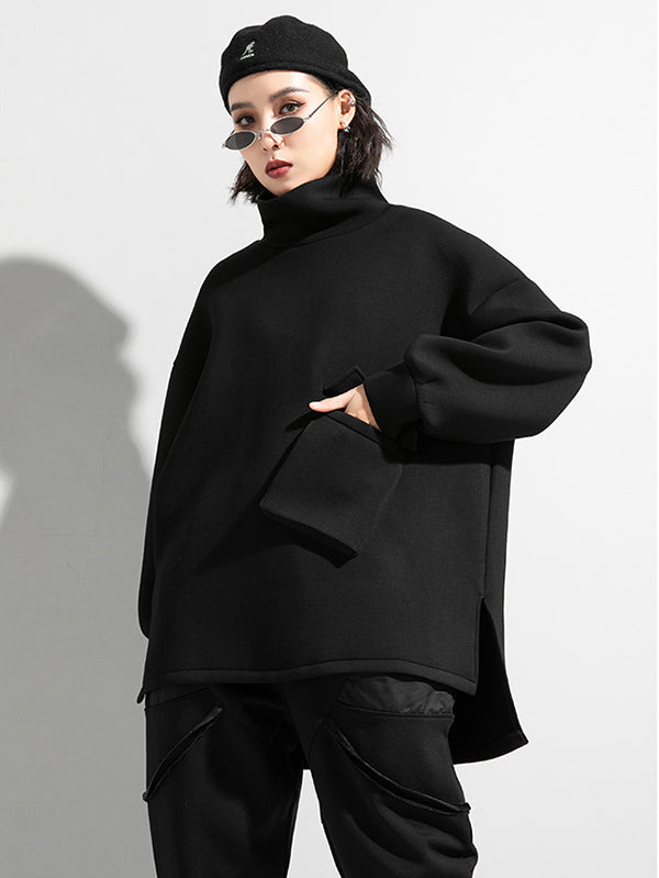 Effortlessly Elegant T-Shirt with a Timeless Design