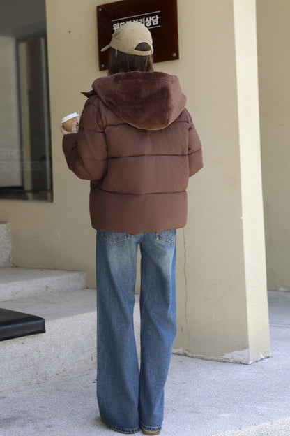 Effortlessly Elegant Jacket with a Timeless Design