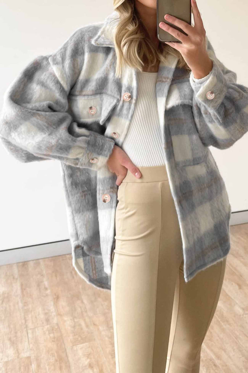 Classic Vintage & Enduringly Stylish Coat