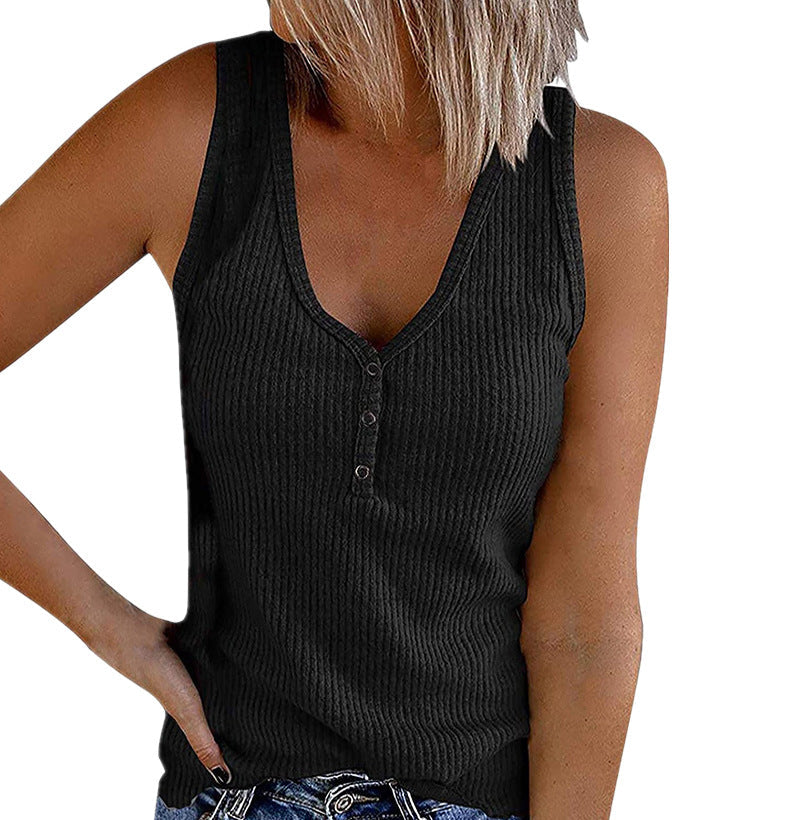 Beautifully Crafted T-Shirt in a Classic Style