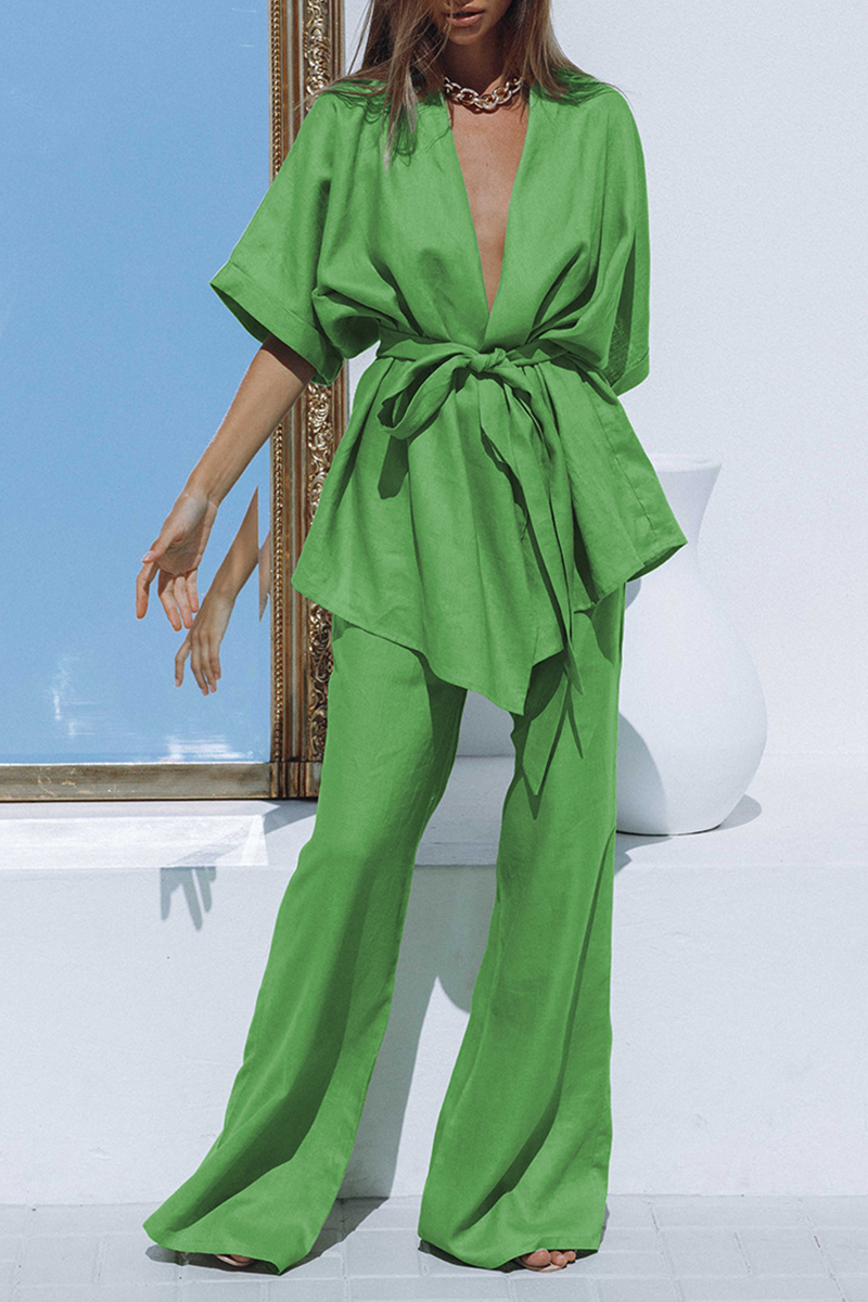 Effortlessly Elegant Garment with a Timeless Design