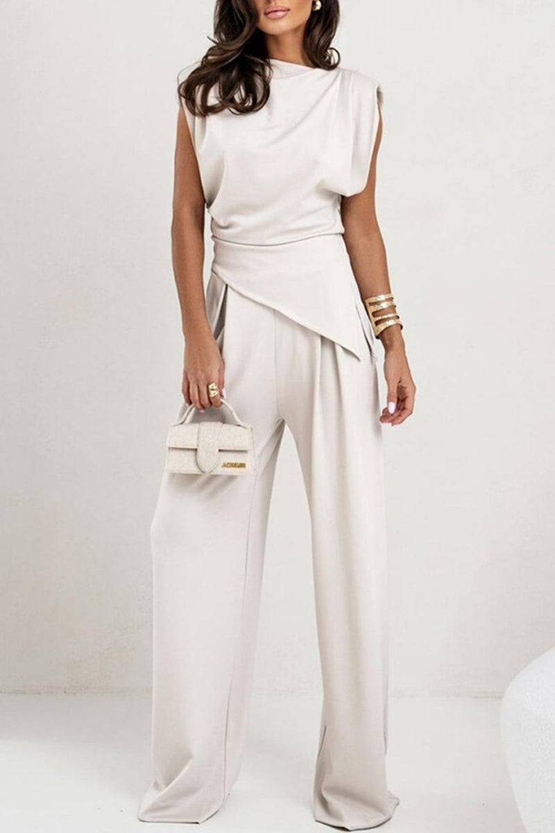 Sophisticated Pants with a Clean Classic Look