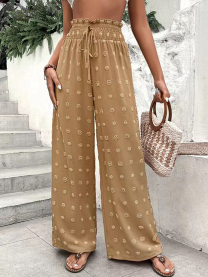 Classic Vintage Pants with a Flattering Fit