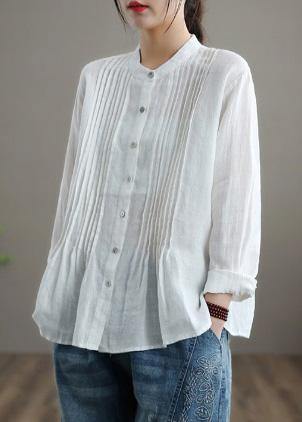 Sophisticated Blouse with a Clean Classic Look