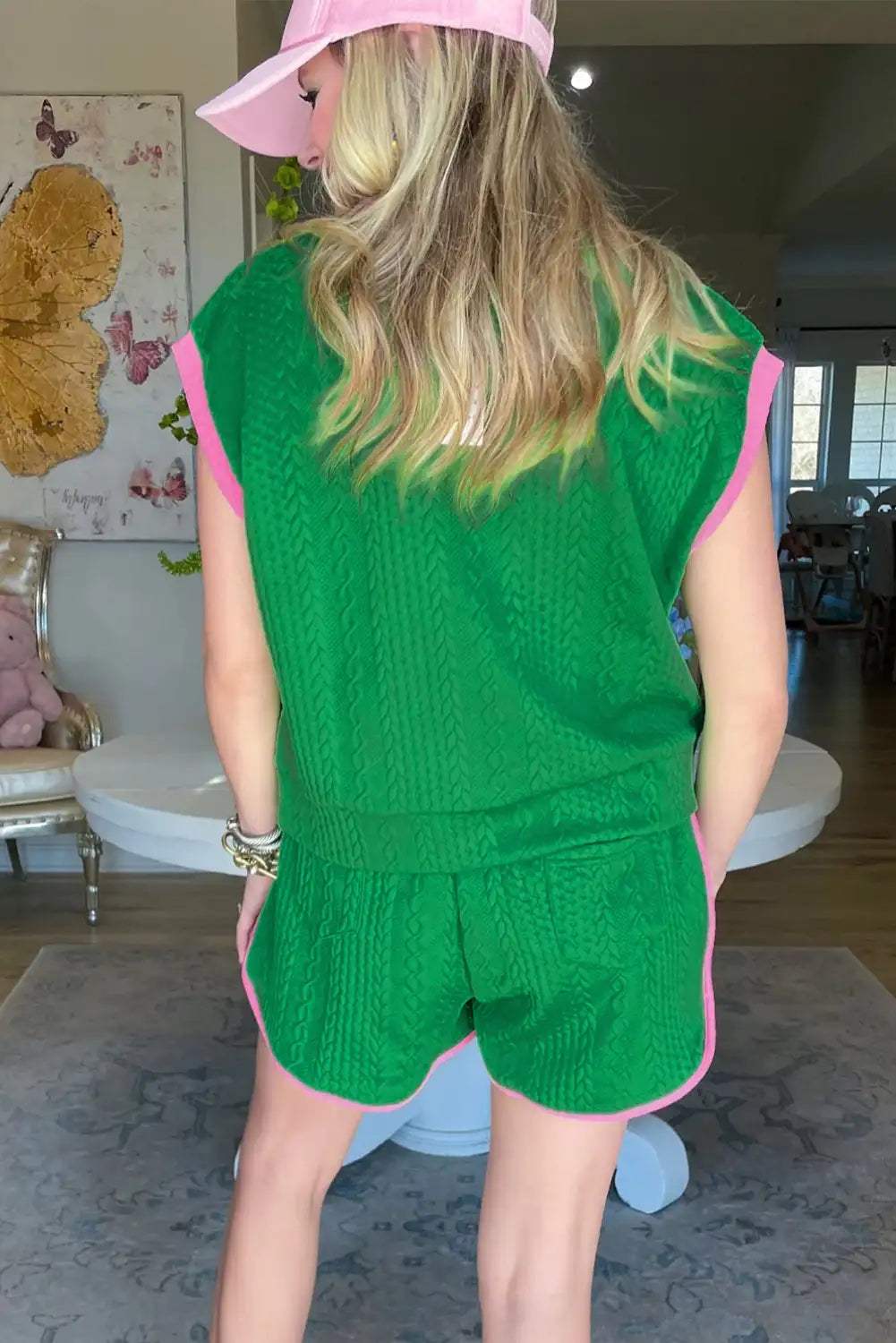 Effortlessly Elegant Garment with a Timeless Design