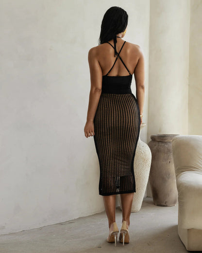 Well Tailored Garment with a Graceful Silhouette