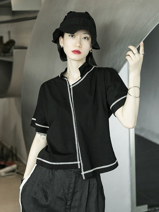 Well Tailored T-Shirt with a Graceful Silhouette