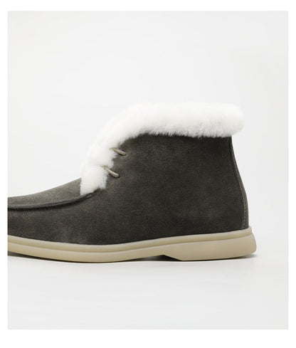 Polished Boots with an Effortless Classic Look