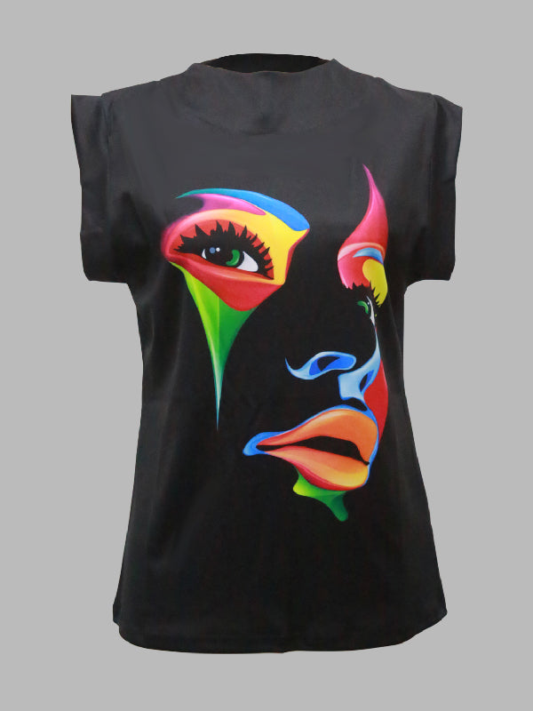 Beautifully Finished T-Shirt in a Timeless Design