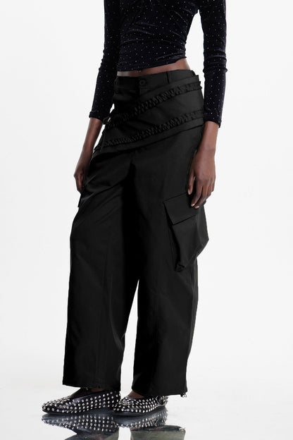 Beautifully Finished Pants in a Timeless Design
