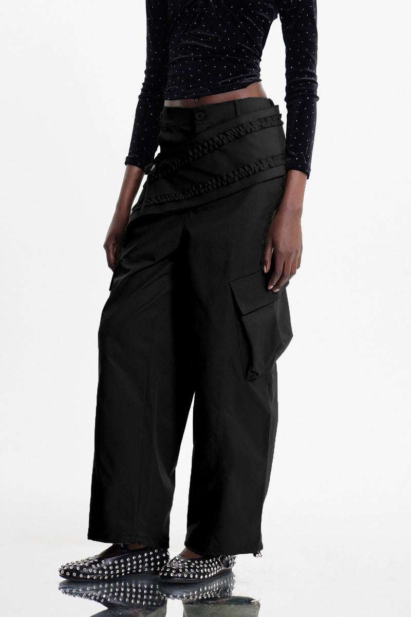 Beautifully Finished Pants in a Timeless Design