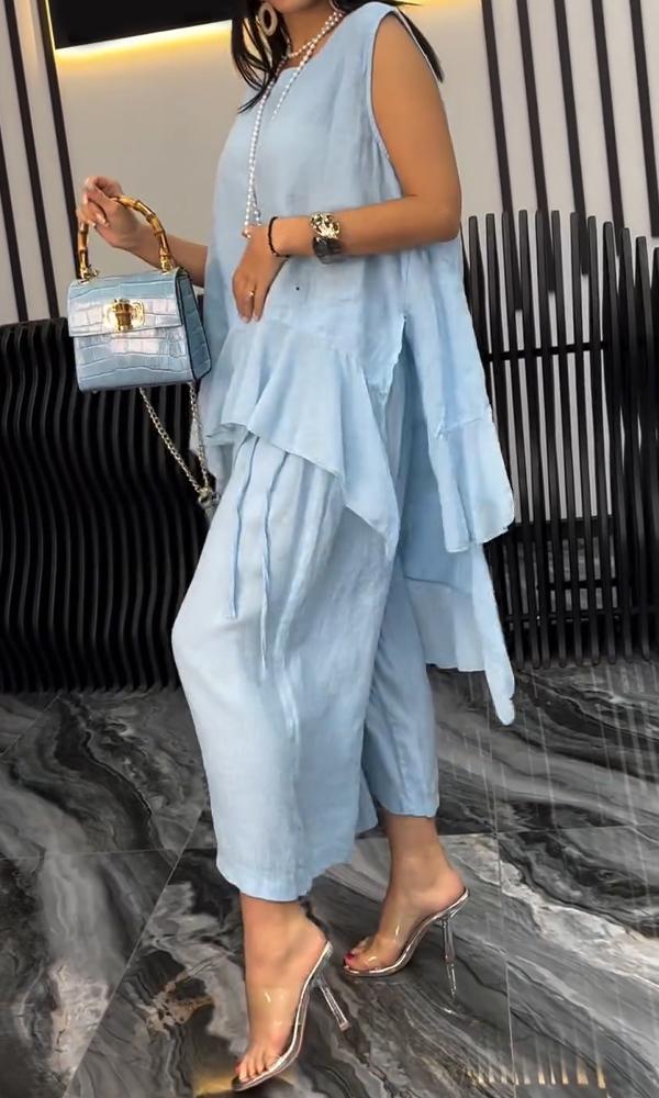 Vintage Inspired Pants with a Contemporary Edge