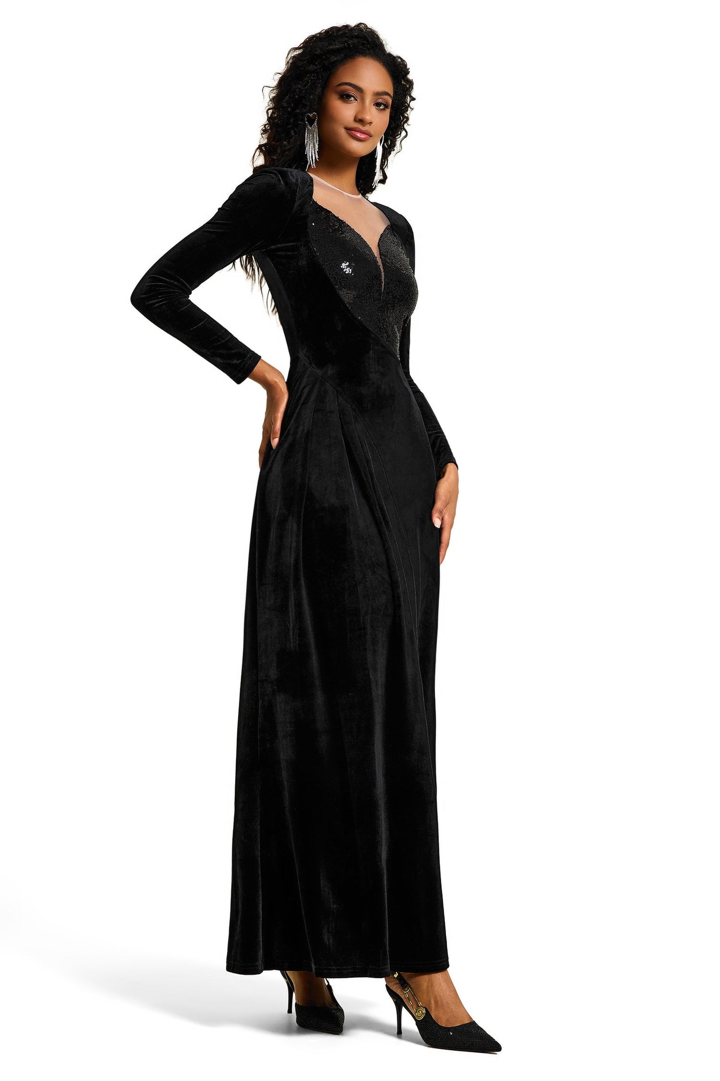 Beautifully Finished Dress in a Timeless Design