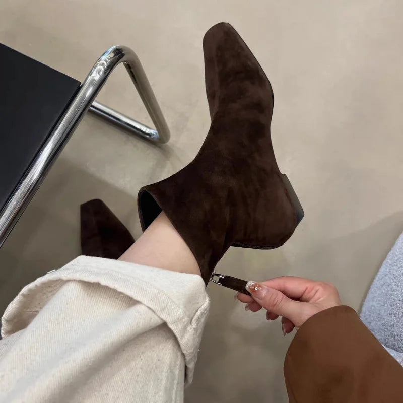 Elegantly Styled Boots for Everyday Wear