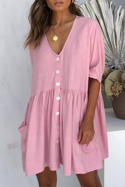 Effortlessly Elegant Dress with a Timeless Design