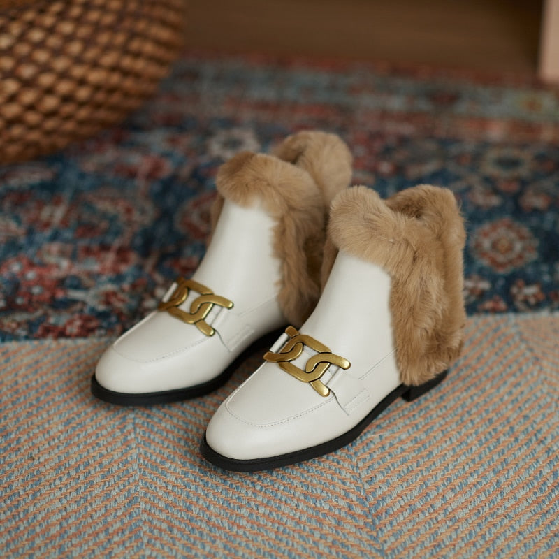 Elegantly Styled Shoes for Everyday Wear