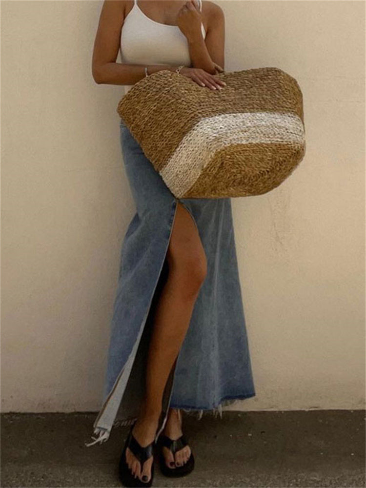 Well Tailored Garment with a Graceful Silhouette