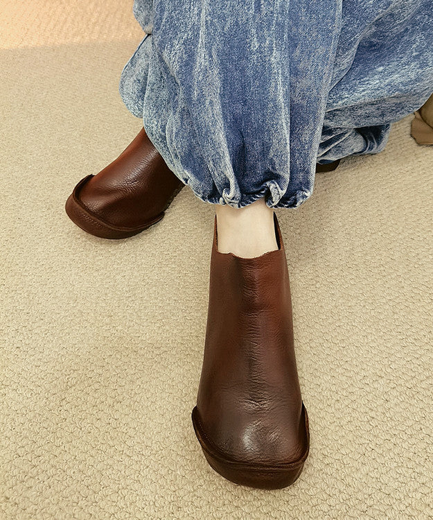 Elegantly Styled Boots for Everyday Wear