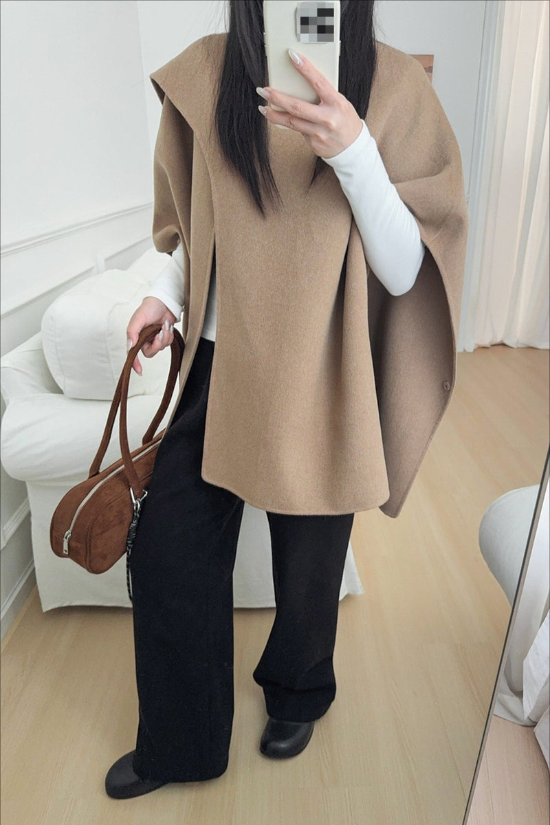 Effortlessly Elegant Coat with a Timeless Design