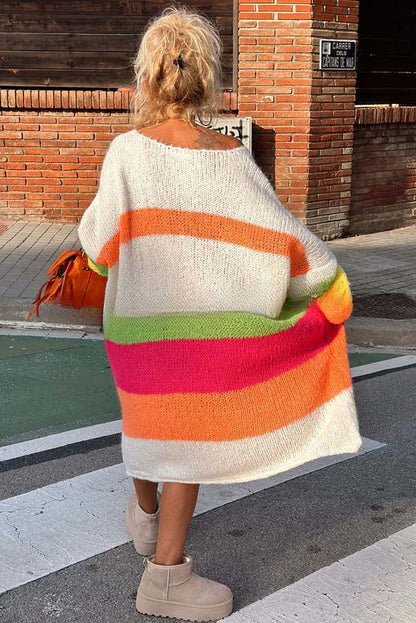 Effortlessly Elegant Sweater with a Timeless Design