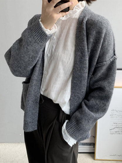 Classic Vintage Cardigan with a Flattering Fit