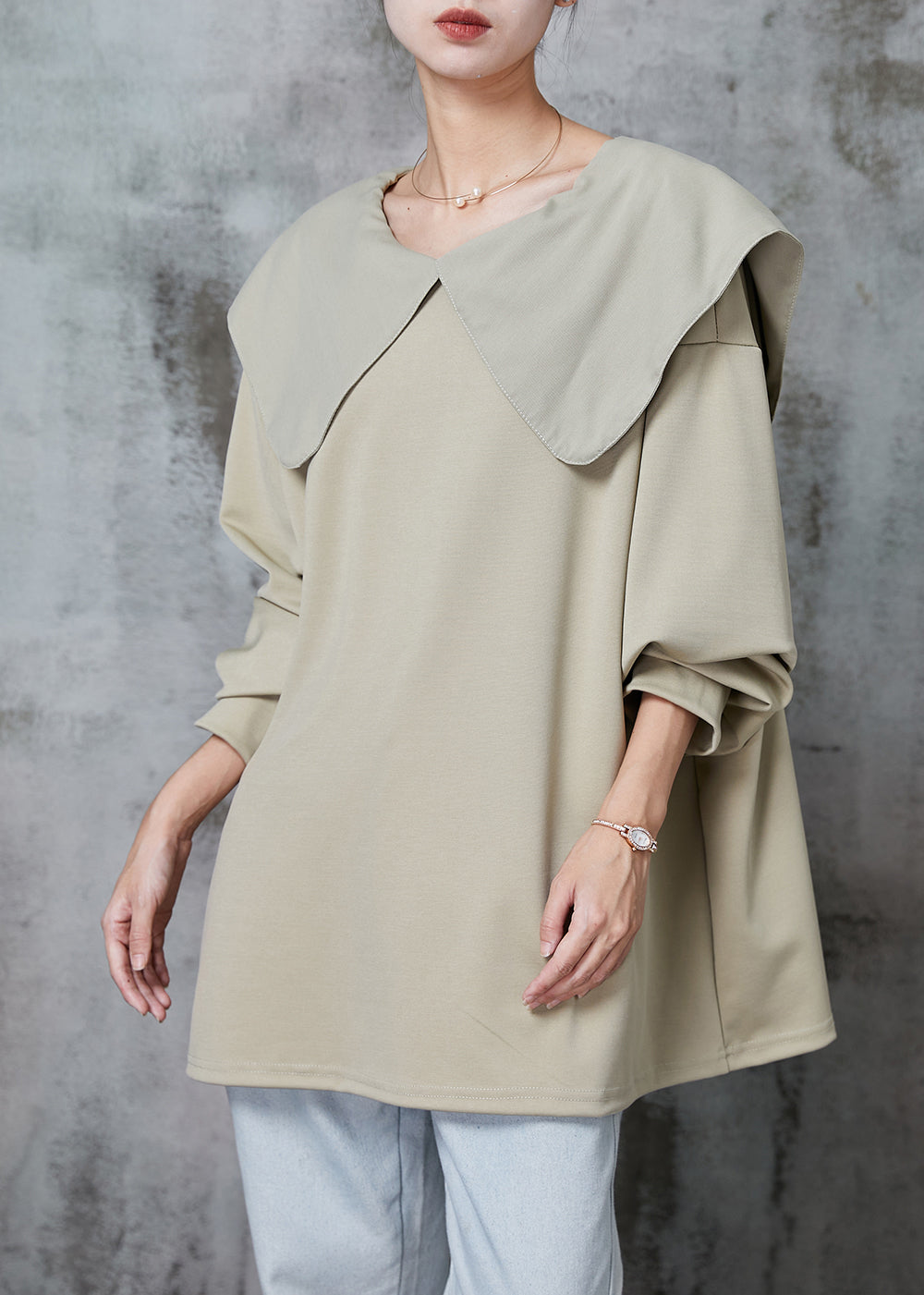 Elegantly Styled Shirt for Everyday Wear