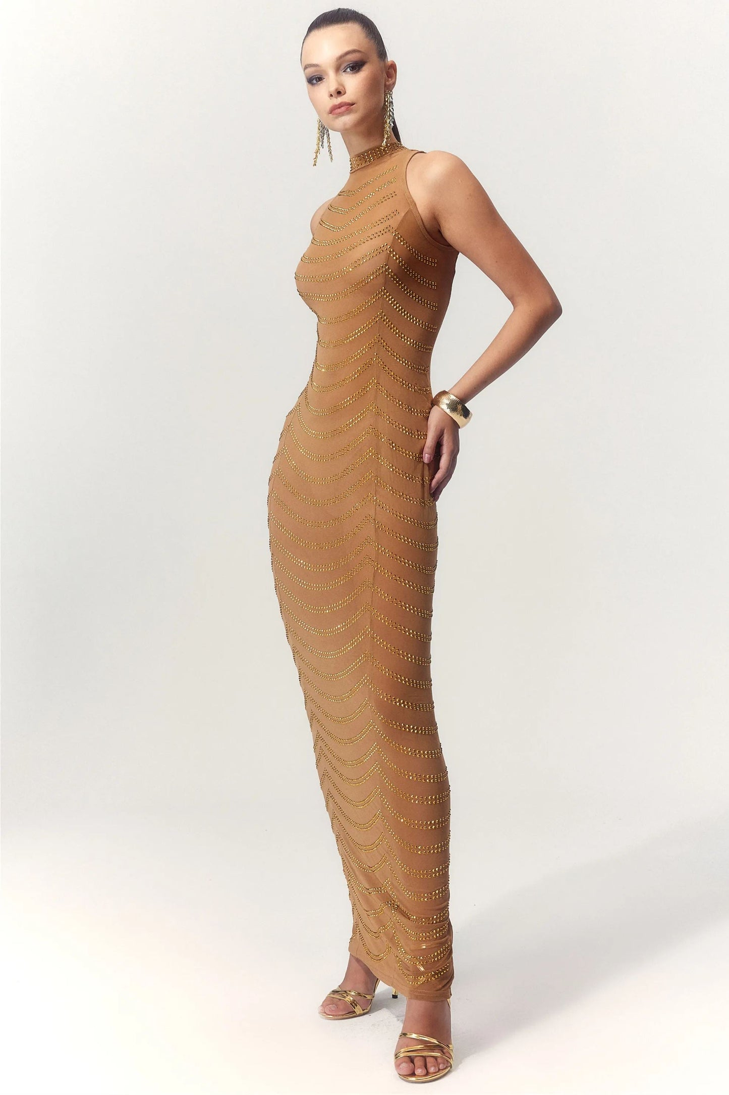 Beautifully Crafted Dress in a Classic Style