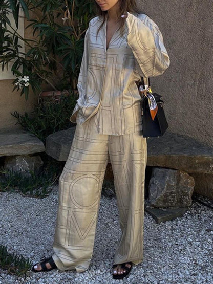 Polished Blouse with an Effortless Classic Look