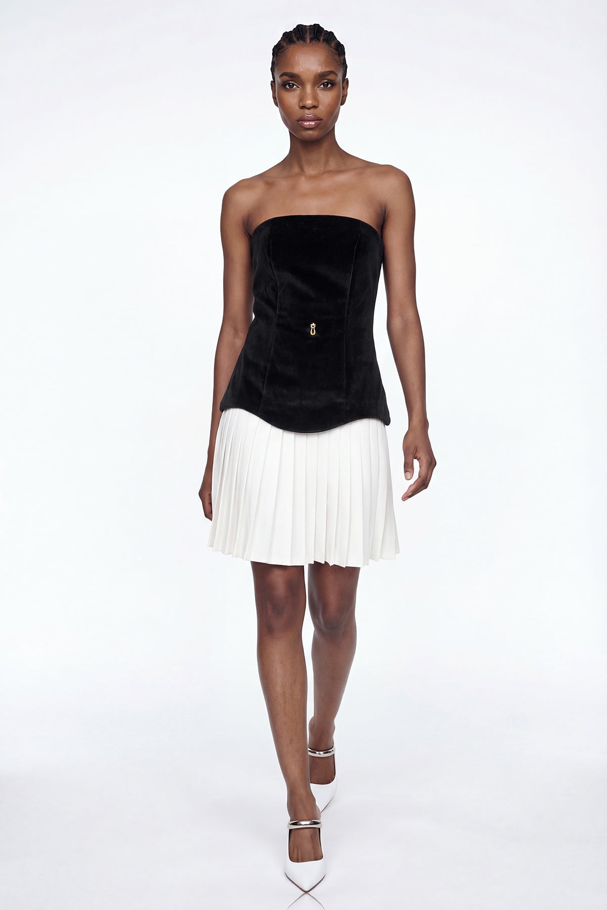 Gracefully Styled Dress for Any Occasion