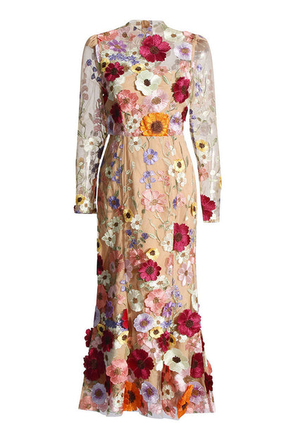 Gracefully Styled Dress for Any Occasion