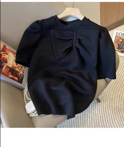 Classic Vintage T-Shirt with a Flattering Fit